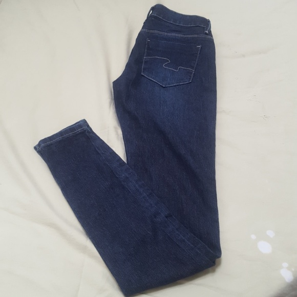 🌟Rebel By Right Jeans - Picture 3 of 4